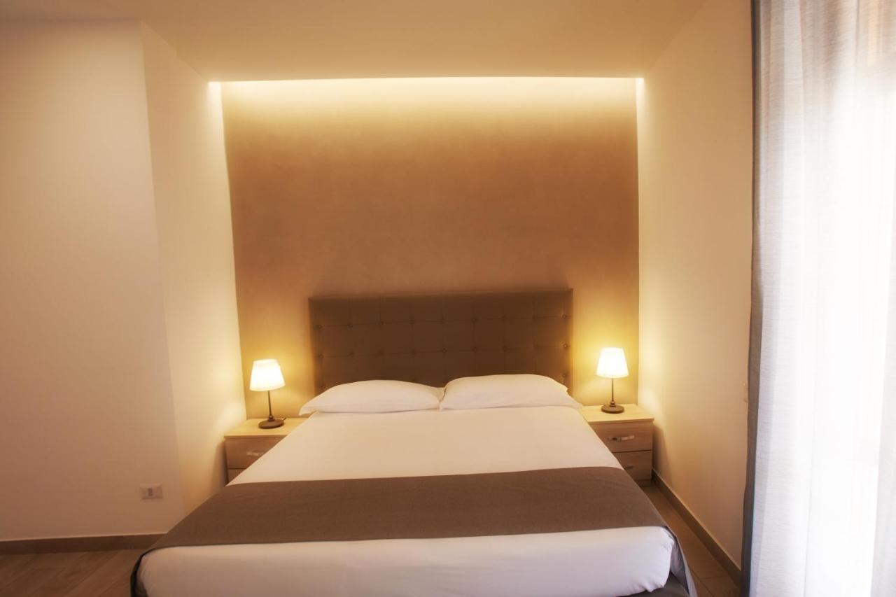 Bed And Breakfast Napoli Bracco Exterior foto